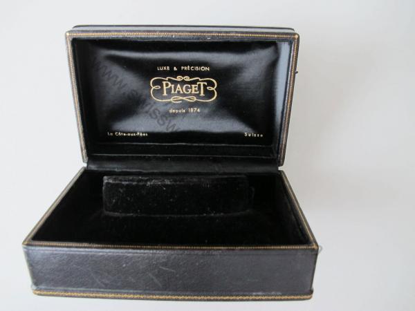 Piaget Box