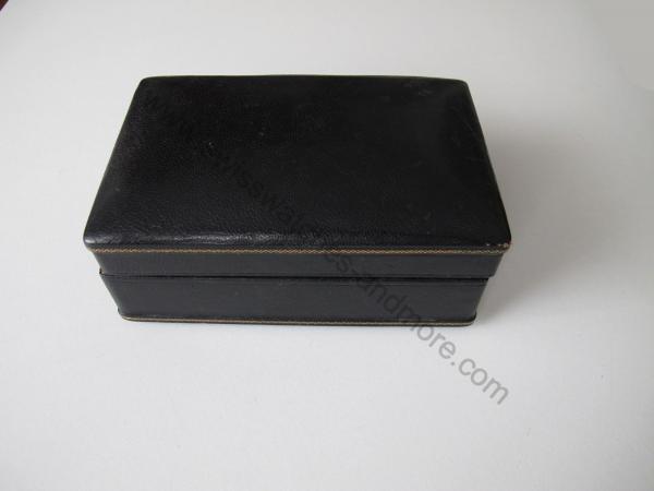 Piaget Box