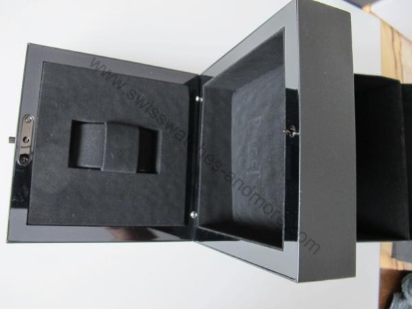 Piaget Box