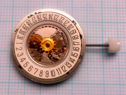 ETA Quarzwerk mit Datum