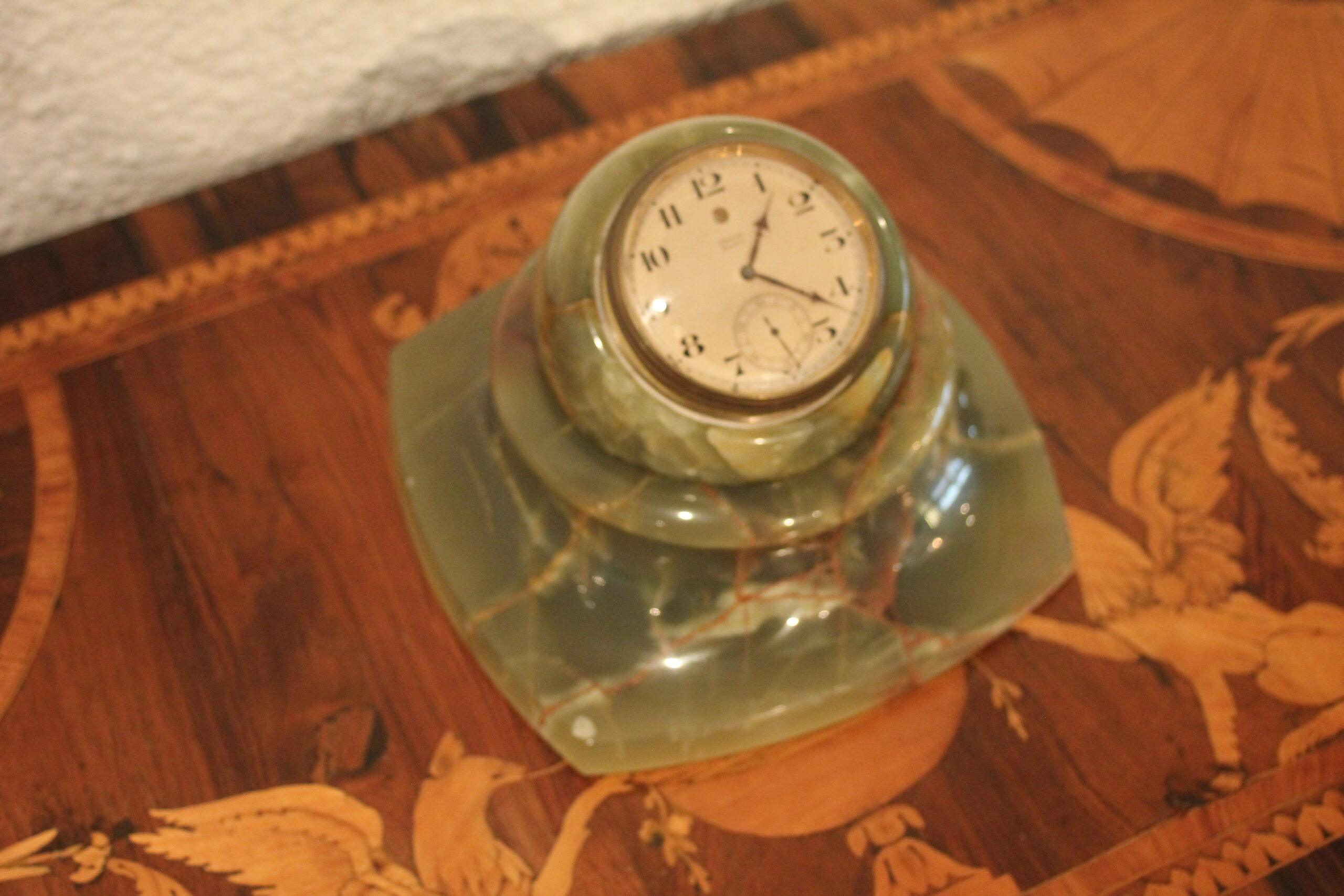 Zenith Kugel Tischuhr Stein – Bild 6